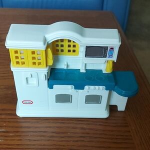Little Tikes Toy Kitchen Set